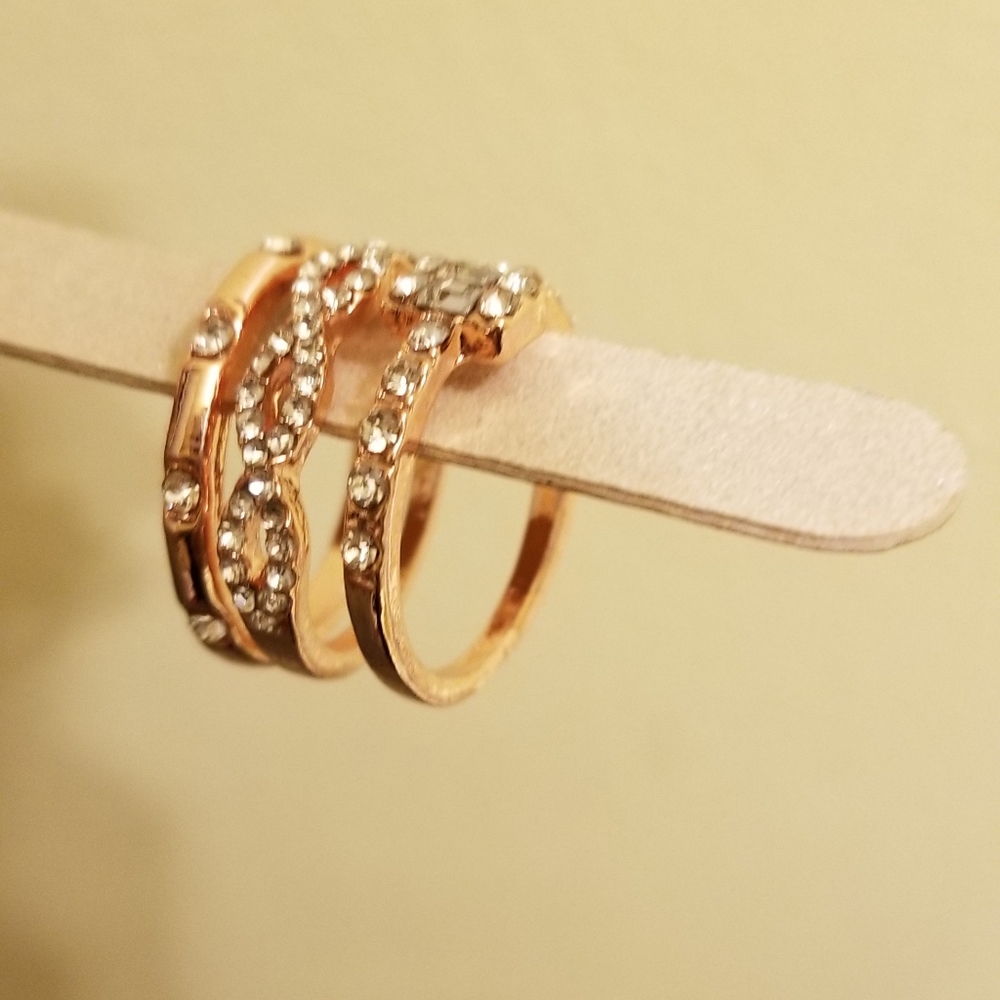 Stylish Stackable Ring Rose Gold Tone - image 2